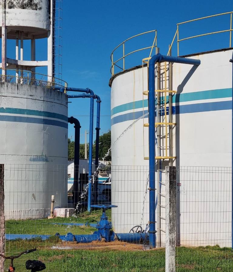 Reservatório central volta apresentar vazamento