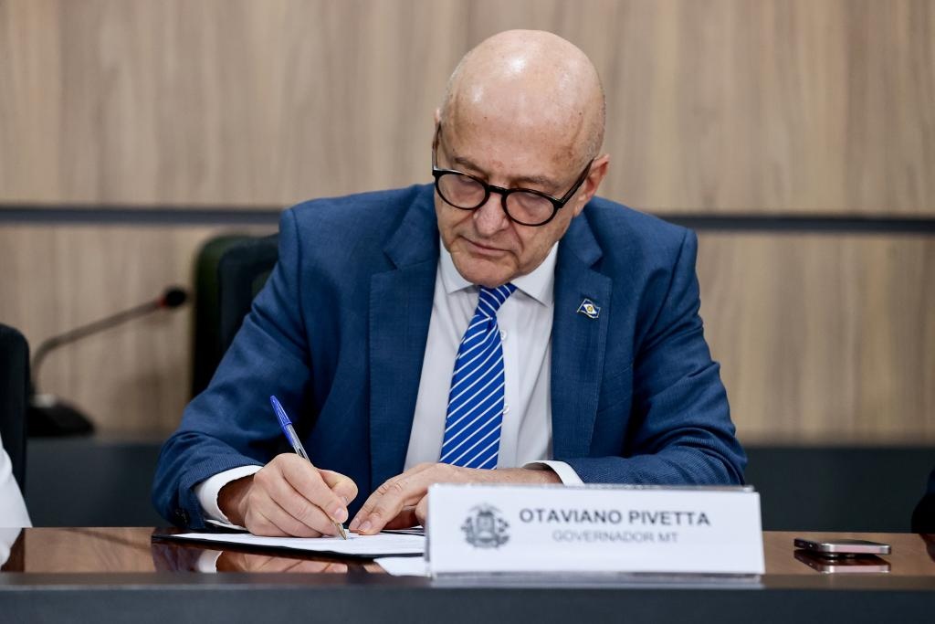 Mato Grosso assina acordo e passa a integrar sistema nacional de inteligência