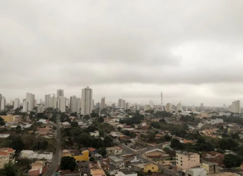 Frente fria chega em MT e Cuiabá entra na lista das capitais com previsão de menor temperatura