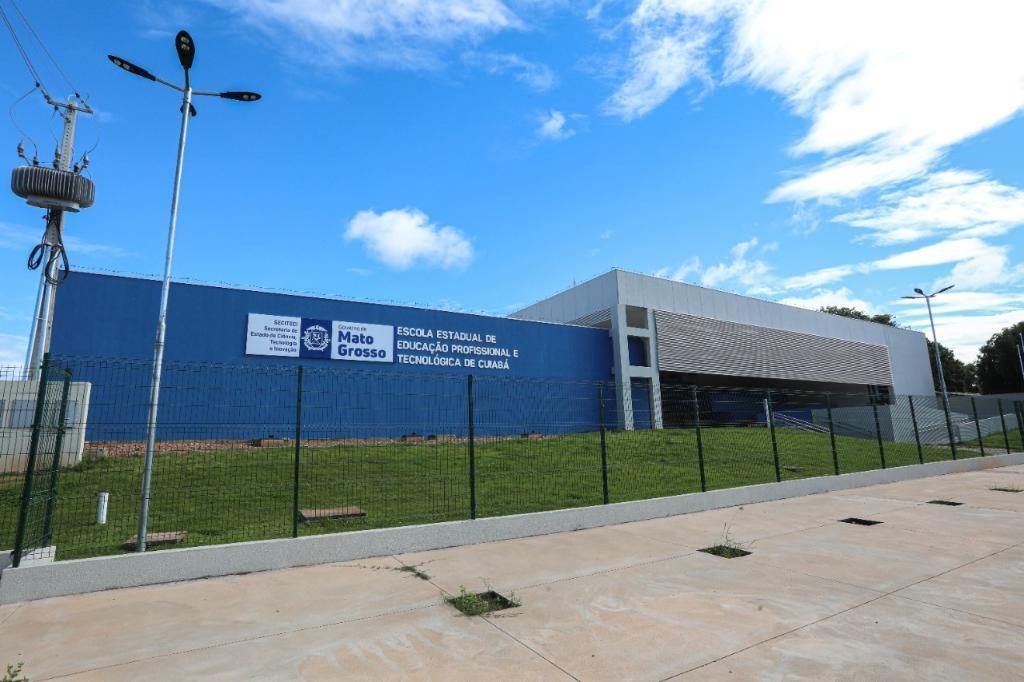 Inscrições para 1.880 vagas em cursos técnicos gratuitos terminam na quarta-feira (13)