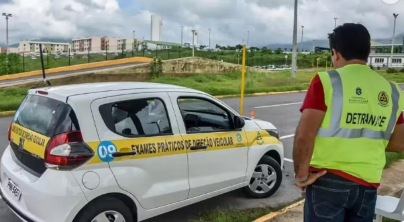 Brasil tem 4,8 milhões de pedidos de primeira carteira até abril, quatro vezes mais que 2025
