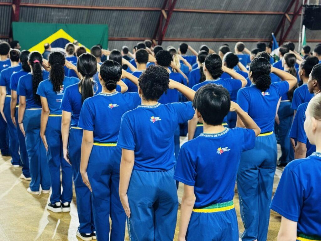 Rede Estadual de Ensino de MT passa a ter 227 escolas cívico-militares