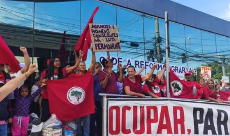 MST ocupa sede do Incra e cobra avanço da reforma agrária que atinge mais de 500 famílias em MT