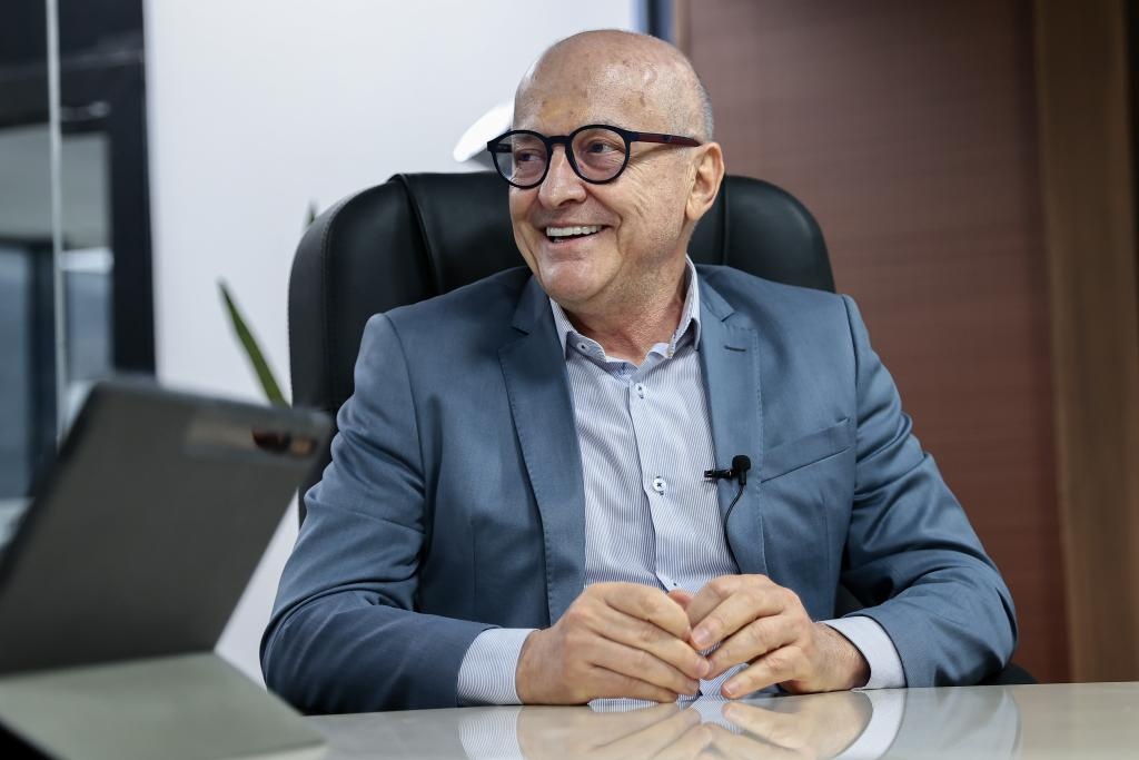 Governador sanciona lei para diminuir custo do diesel em MT