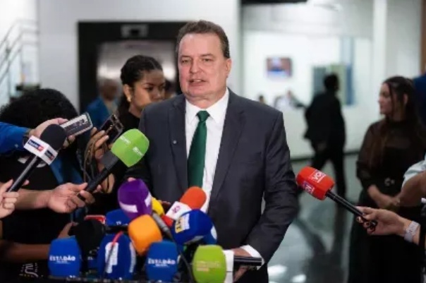 Presidente da AL anuncia aval do governo para convocar 50 oficiais e mais 200 soldados da PM