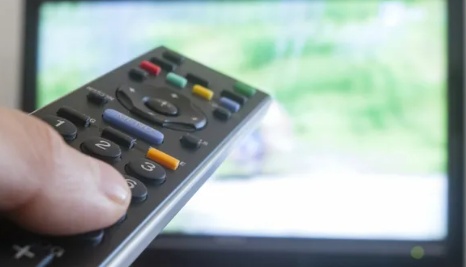 Jovem pede ajuda por navegador de TV após ser agredida e mantida em cárcere privado pelo ex em Cuiabá