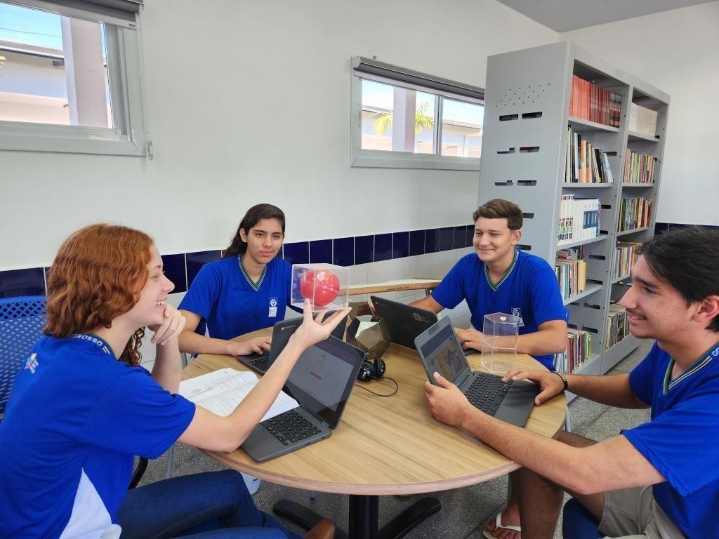 Seduc abre consulta em 24 escolas para ampliar modelo cívico-militares em MT
