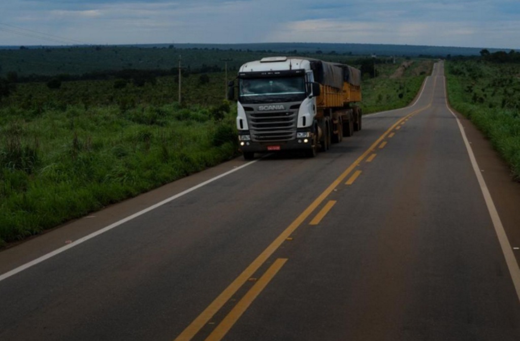 Concessão de 634 km de rodovias de MT à iniciativa privada deve ser revista, decide Justiça