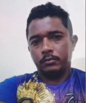 Homem morre após túmulo do pai desabar sobre ele em cemitério de MT
