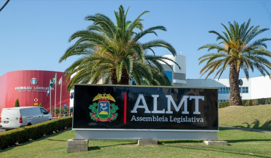 Assembleia de MT é prata em número de cargos comissionados no país; 132 por deputado