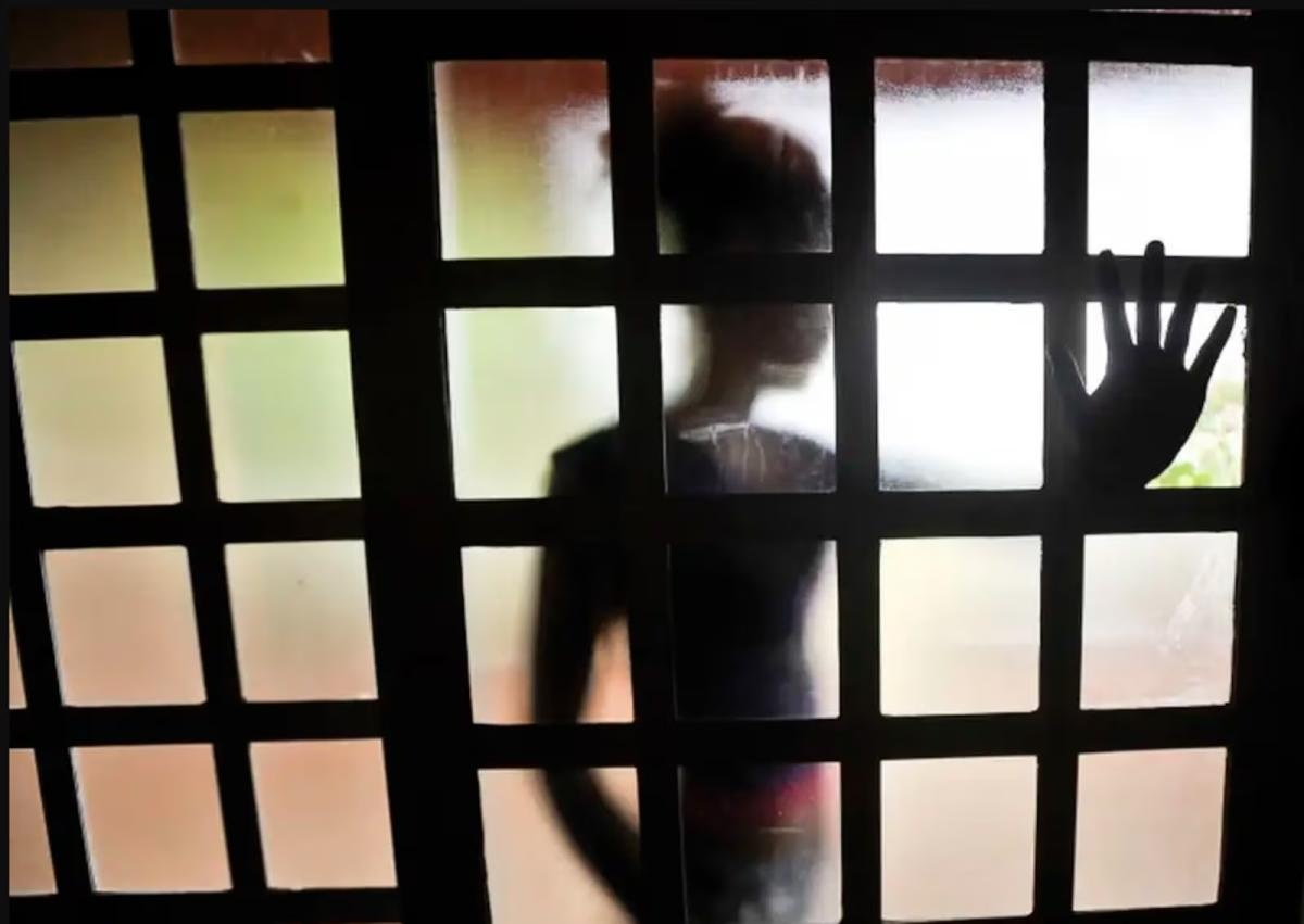 Mãe presencia estupro da filha, denuncia e marido é preso no interior
