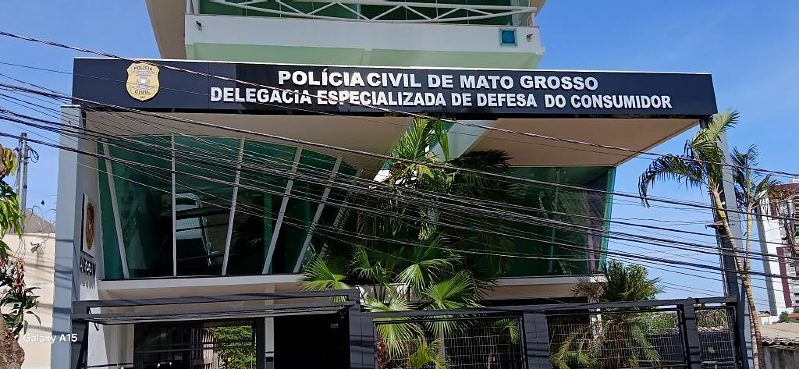 Garagem de carros fecha repentinamente e dá golpe em pelo menos 10 clientes em Cuiabá