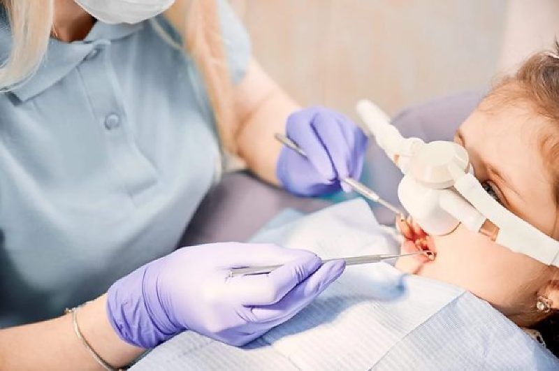 Senado aprova piso de R$ 13,6 mil para médicos e cirurgiões-dentistas