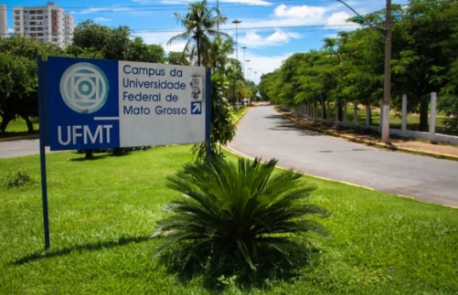 Seletivão: UFMT publica 17 editais para professores com salários até R$ 8 mil