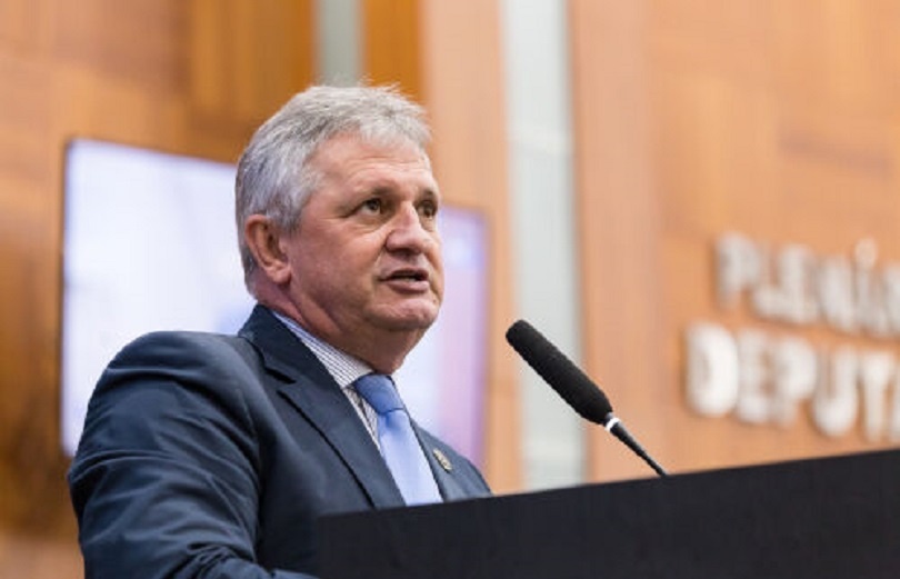 Deputado Dilmar Dal Bosco articula conquista dos retornos no Alto da Glória, em Sinop