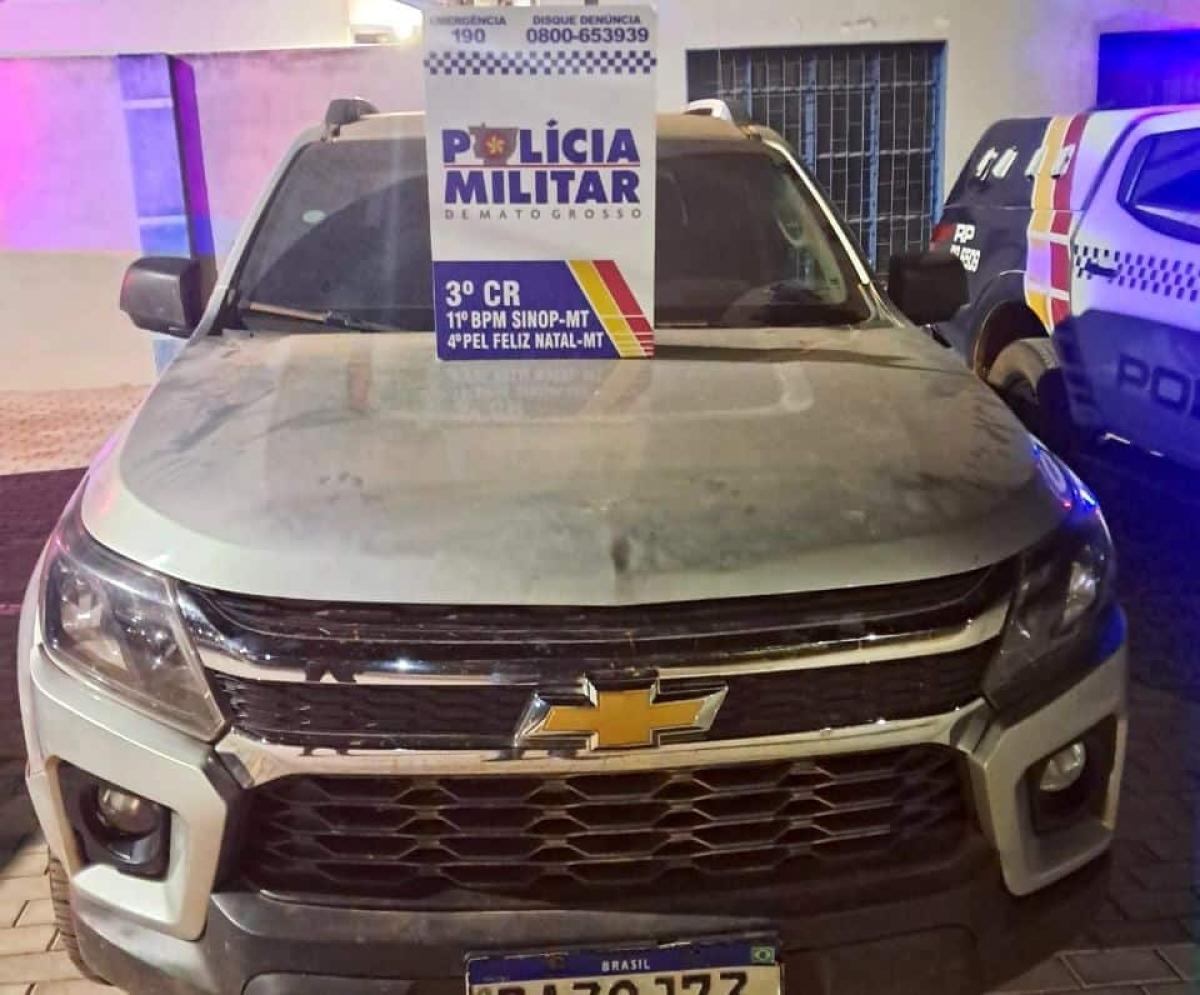 Motorista é preso com caminhonete clonada registrada como furtada em 2022