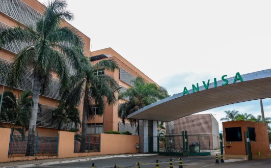 Anvisa determina recolhimento de lotes de antibióticos