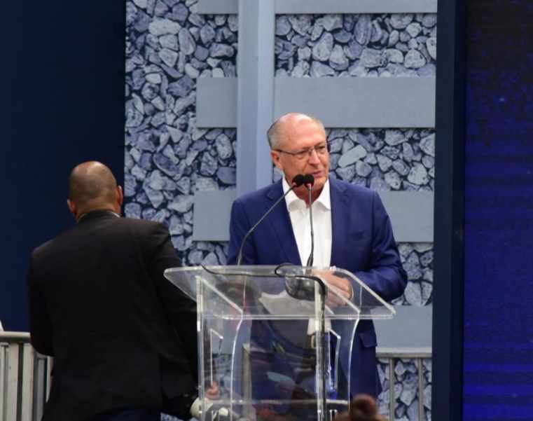 Alckmin deve liderar negociações de dívidas com médios e grandes produtores rurais de MT