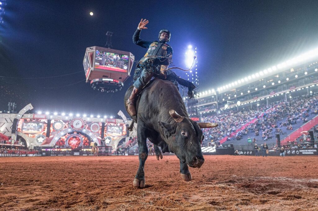 Grand Rodeo PBR estreia em Sorriso com premiação de R$ 500 mil