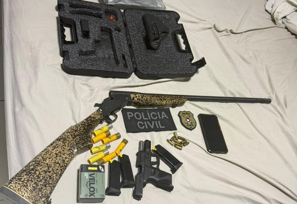 Polícia Civil desarticula grupo que fornecia armas e drogas para facções rivais