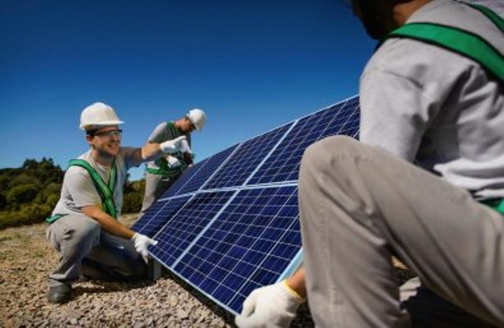 TCE flagra superfaturamento de 343% em usina solar em cidade de MT