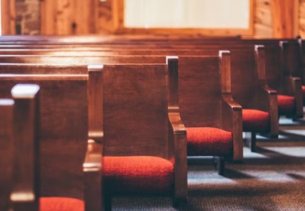Pastor é condenado a indenizar fiel que teve segredo revelado durante culto em Joinville
