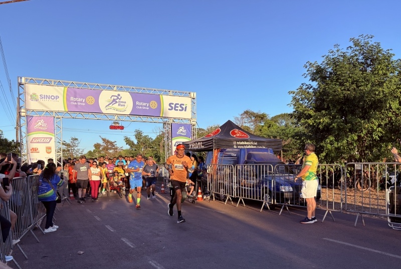 Ritmo Run reúne 3 mil participantes e arrecada 7 toneladas de alimentos em Sinop