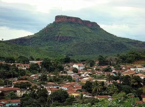 ALMT discute proposta que pode mudar até 24 mil moradores de endereço em município de MT
