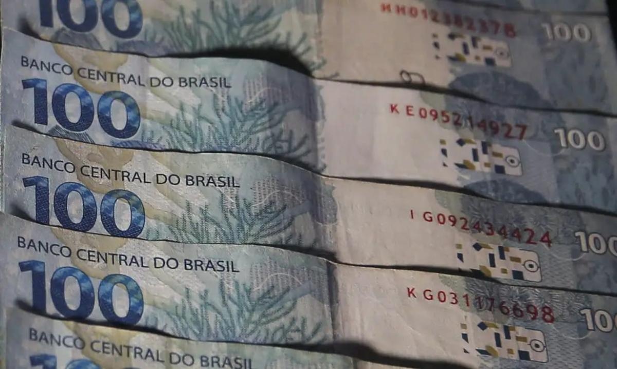 FMI eleva projeção para PIB do Brasil, mas prevê que vai desacelerar no próximo ano