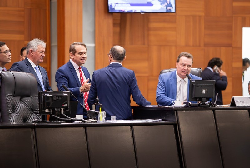 Assembleia Legislativa de MT aprova orçamento de R$ 42 bilhões para 2027 e limpa pauta antes do recesso