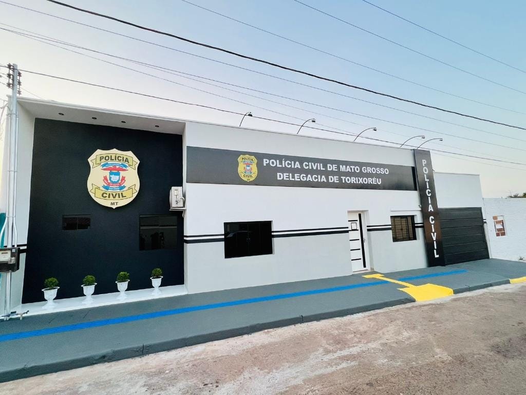 Mulher tem lesão grave nas costelas e desmaia após ser agredida; marido é preso