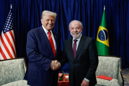 Governo dos EUA confirma novas tarifas a produtos exportados pelo Brasil