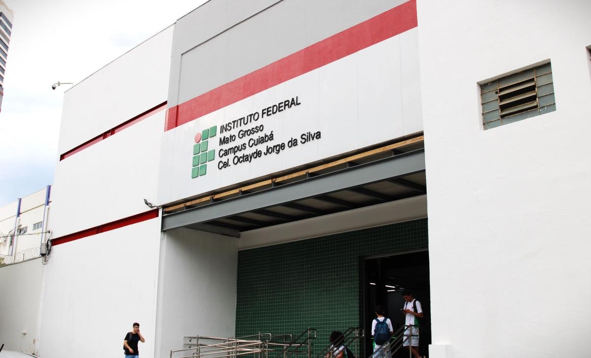 IFMT lança concursos com salários que chegam a R$ 14,9 mil