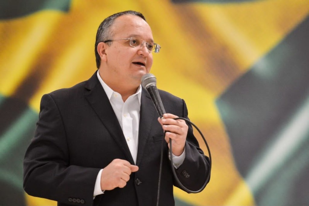 PSB oficializará Taques ao Senado em convenção