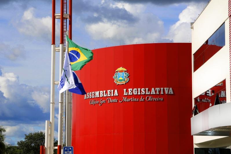 Assembleia de MT pede nova audiência no STF sobre disputa com o Pará