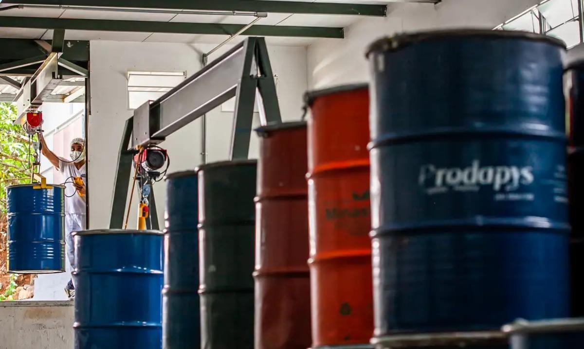 Produção da indústria brasileira cai 1,8% de maio para junho
