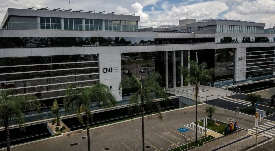CNJ extingue aposentadoria compulsória como punição a magistrados