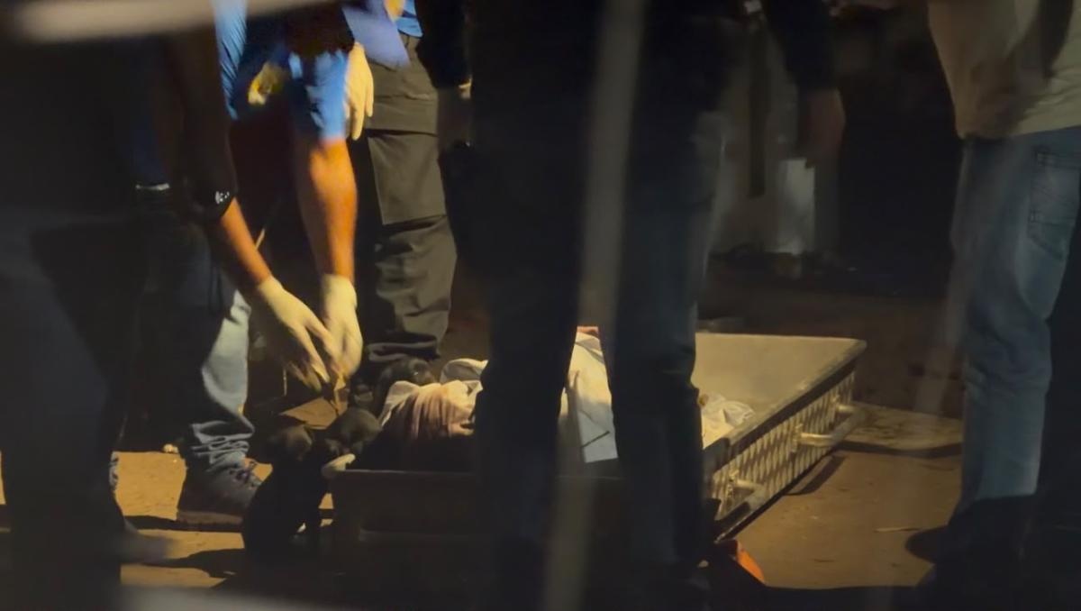Idoso é encontrado morto com cerca de 10 facadas em sítio